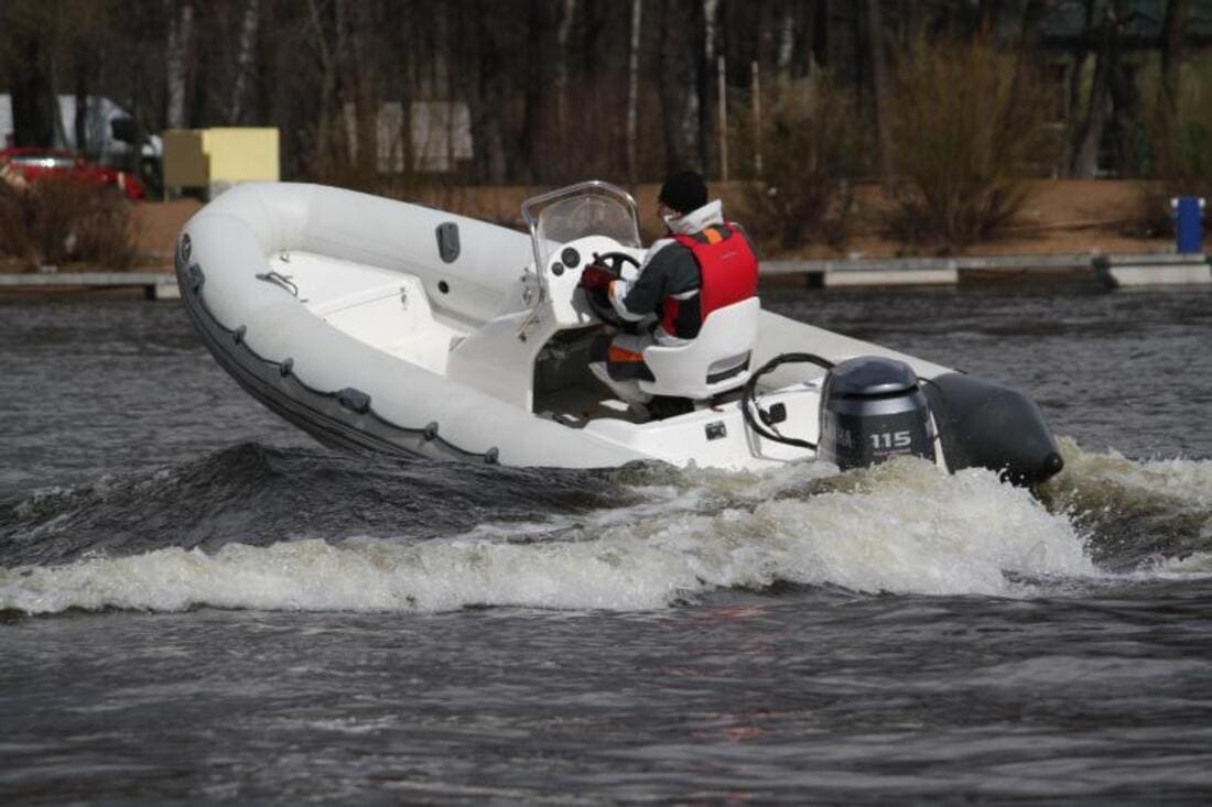 Купить Лодка РИБ БУРЕВЕСТНИК 530 ST в Москве фото7