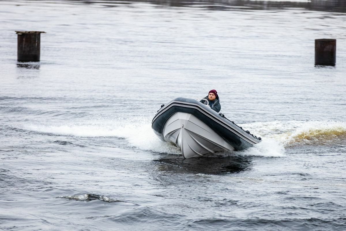 Купить Лодка РИБ БУРЕВЕСТНИК 580 LIGHT в Москве фото6