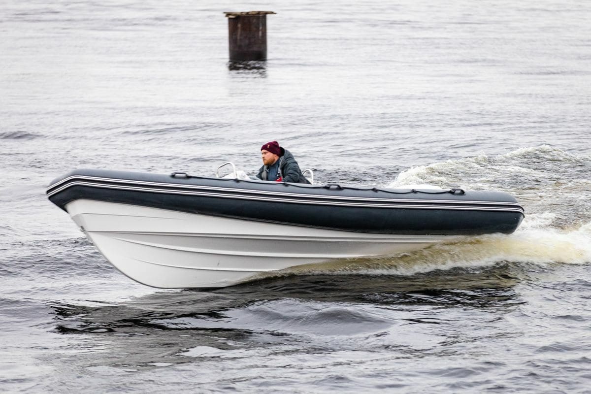 Купить Лодка РИБ БУРЕВЕСТНИК 580 LIGHT в Москве фото7