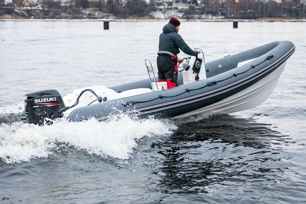 Купить Лодка РИБ БУРЕВЕСТНИК 580 LIGHT в Москве фото12