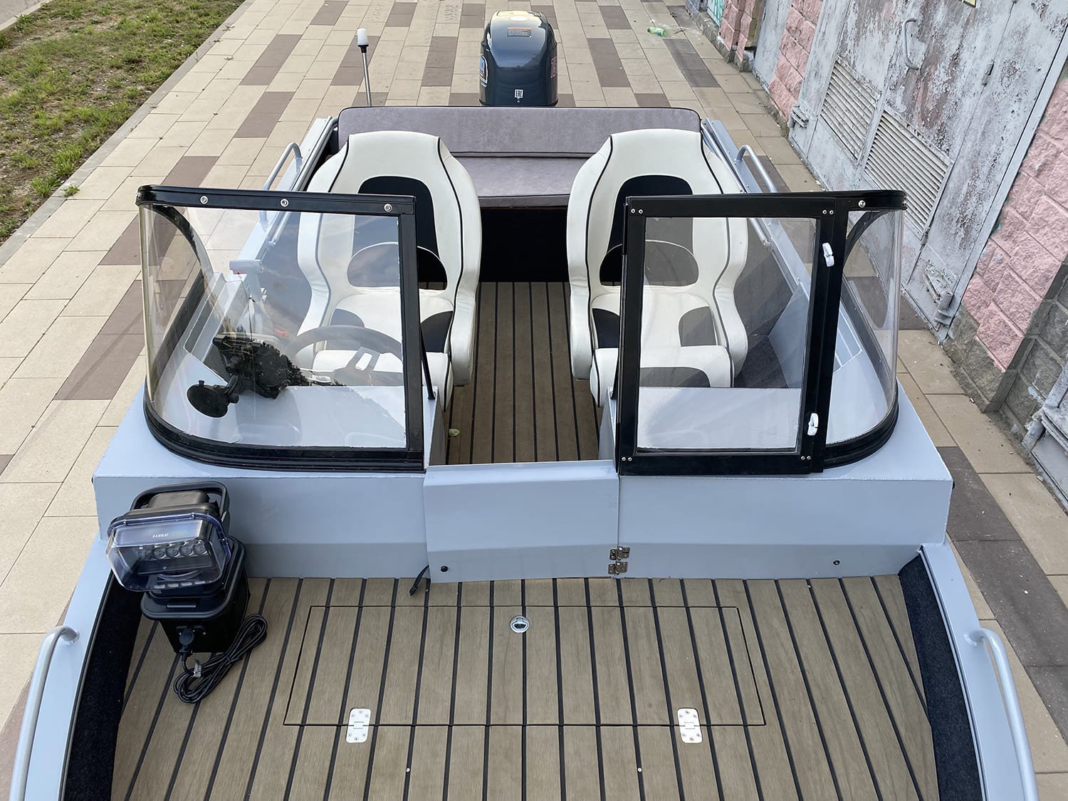 Купить Комплект Алюминиевая лодка (катер) Mikatsu (Микатсу) 470 (Z43) Sport + мотор Sharmax SMF60FEL-T EFI в Москве фото8