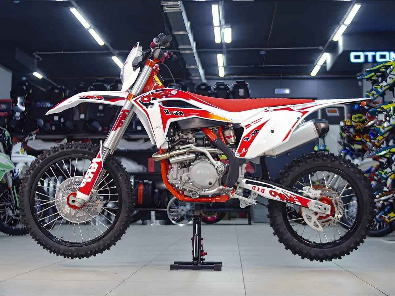 Купить Мотоцикл кроссовый эндуро KAYO K6-R 250 (NC250SR) FCR 21/18 Б/У в Москве