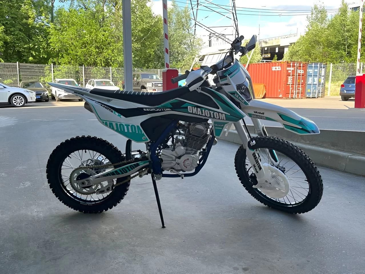 Купить Мотоцикл кроссовый эндуро MOTOLAND X3 250 PRO Б/У в Москве
