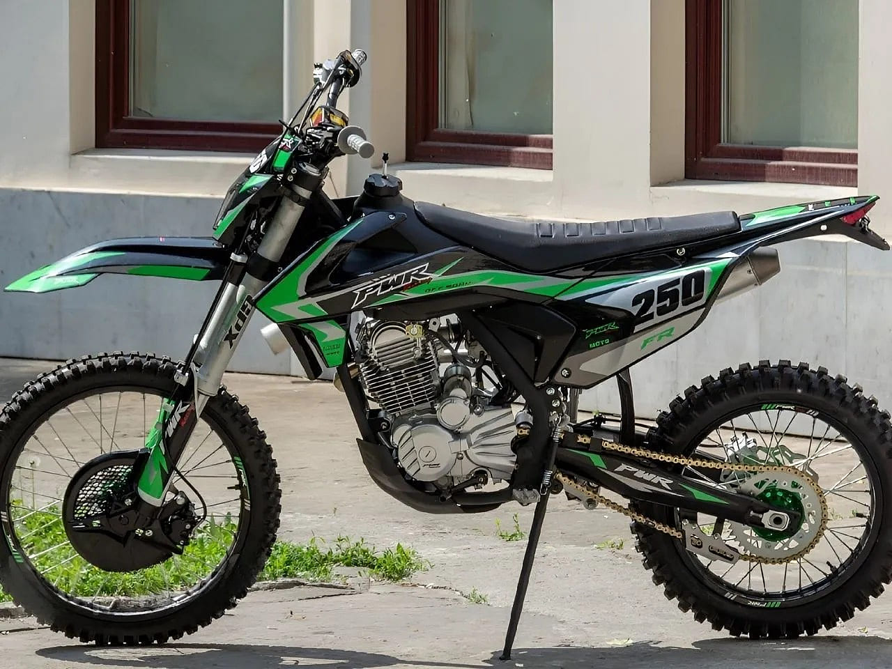 Купить Мотоцикл кроссовый эндуро PWR FR250 PRO Б/У в Москве