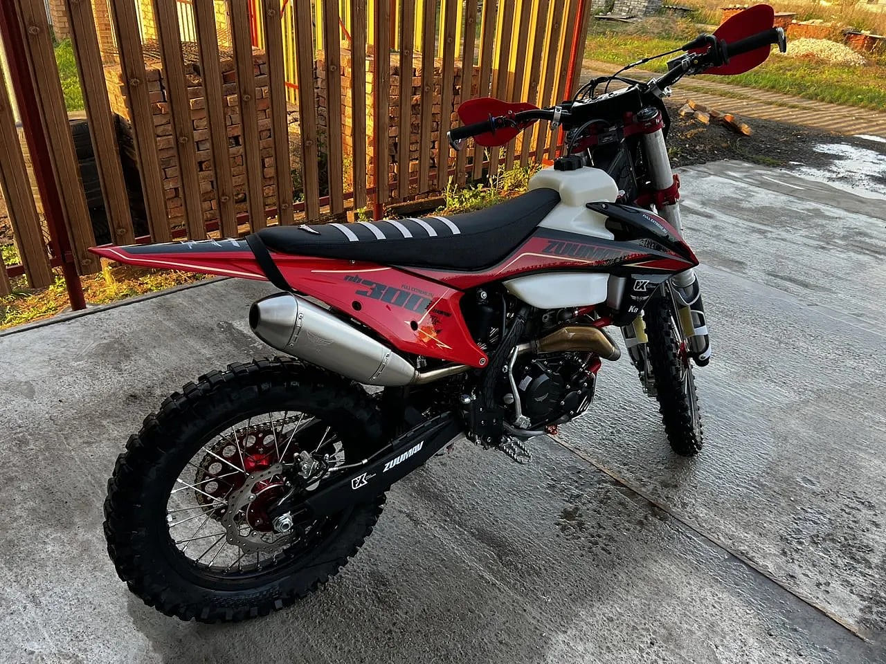 Купить Мотоцикл кроссовый эндуро ZUUMAV K8 (NB-300) Б/У в Москве фото2