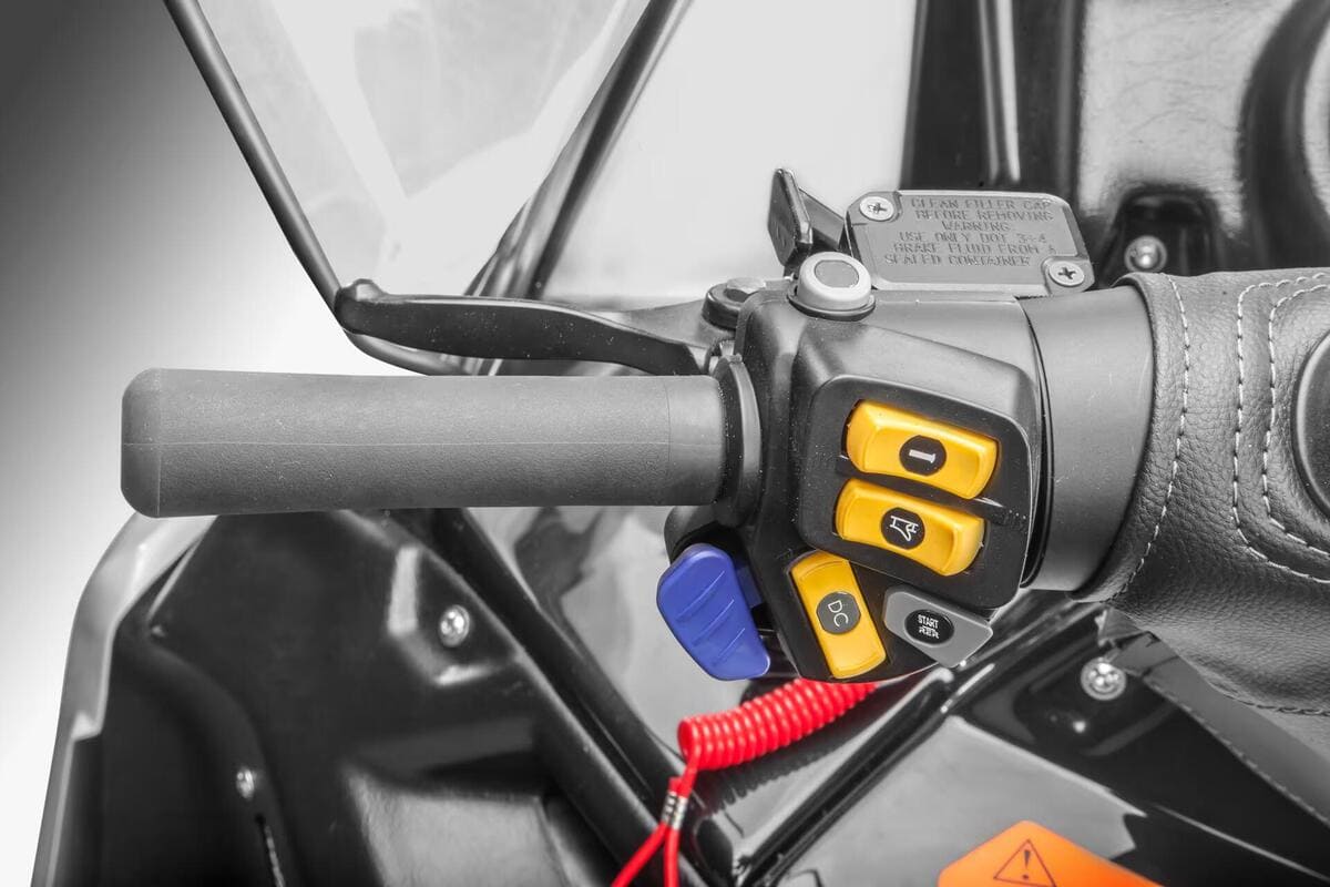 Купить Снегоход STELS Ермак 800L 2Т с 2-мя лыжами в Москве фото4