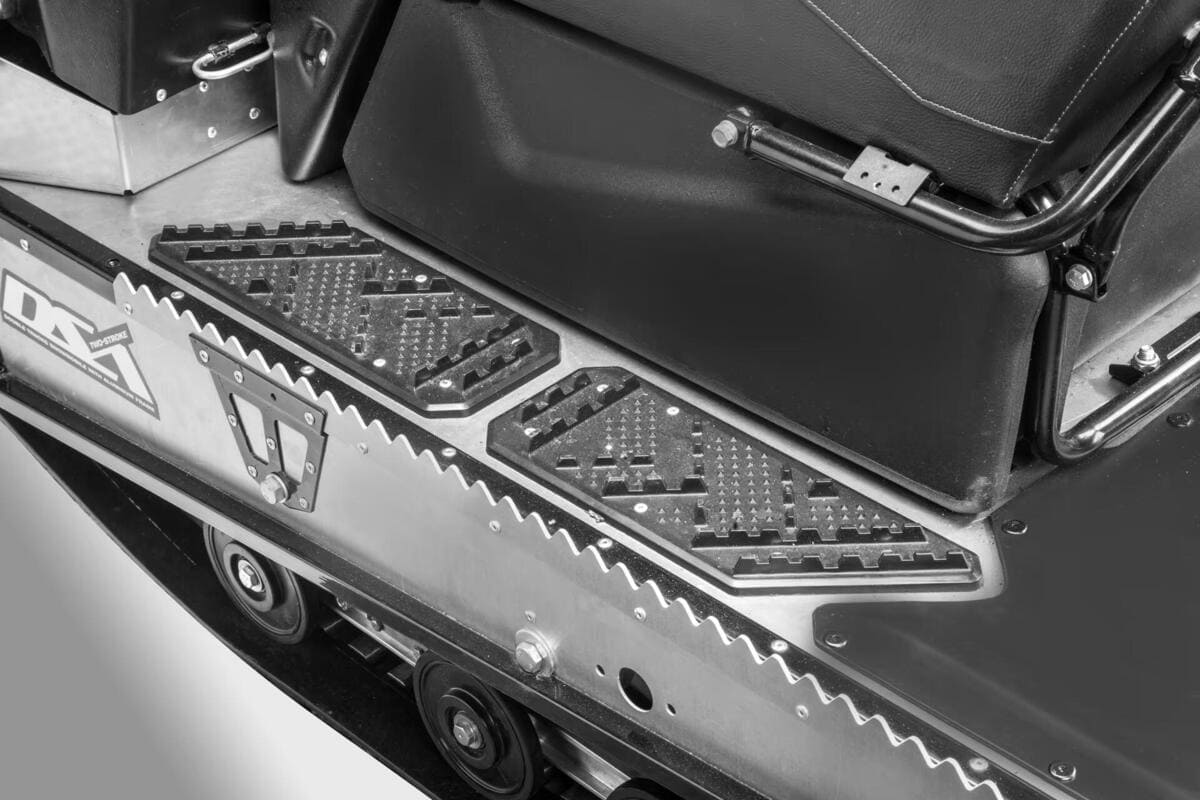 Купить Снегоход STELS Ермак 800L 2Т с 2-мя лыжами в Москве фото8