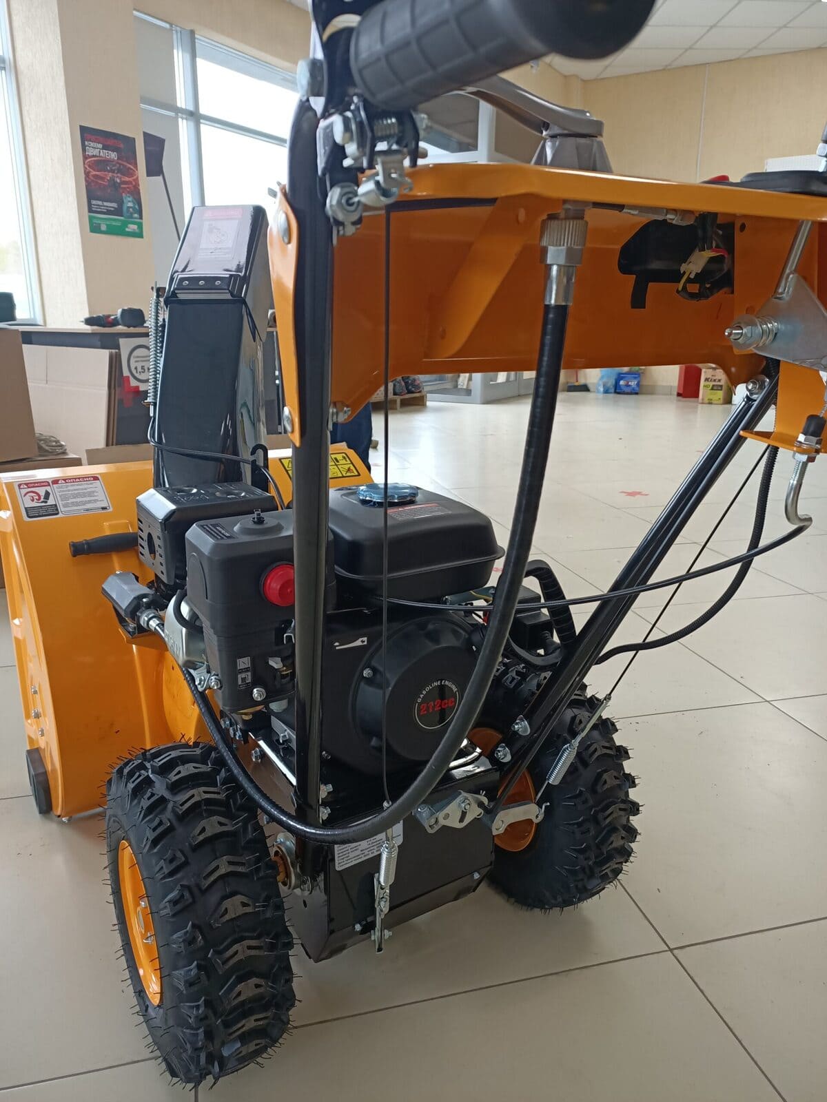 Купить Снегоуборщик ALASKA KC 624 S в Москве фото4