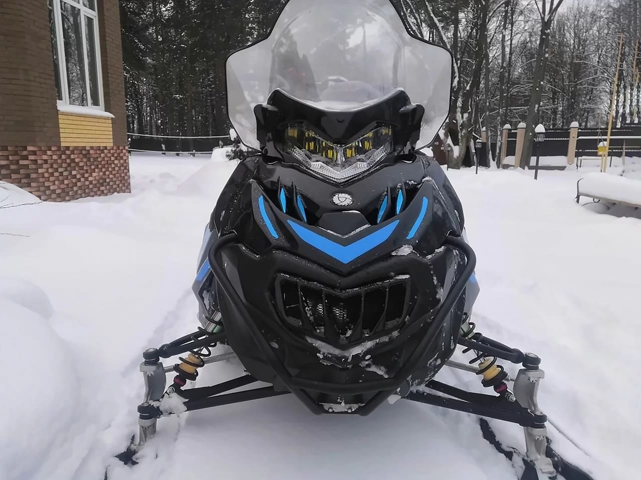 Купить Снегоход РУССКАЯ МЕХАНИКА VECTOR 551 Б/У в Москве фото2