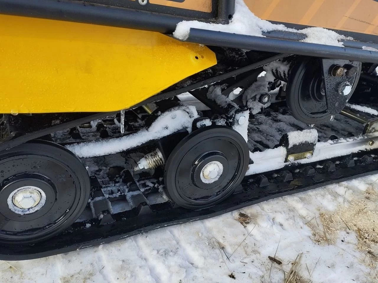 Купить Снегоход РУССКАЯ МЕХАНИКА ТАЙГА Варяг 550 V SE Б/У в Москве фото3