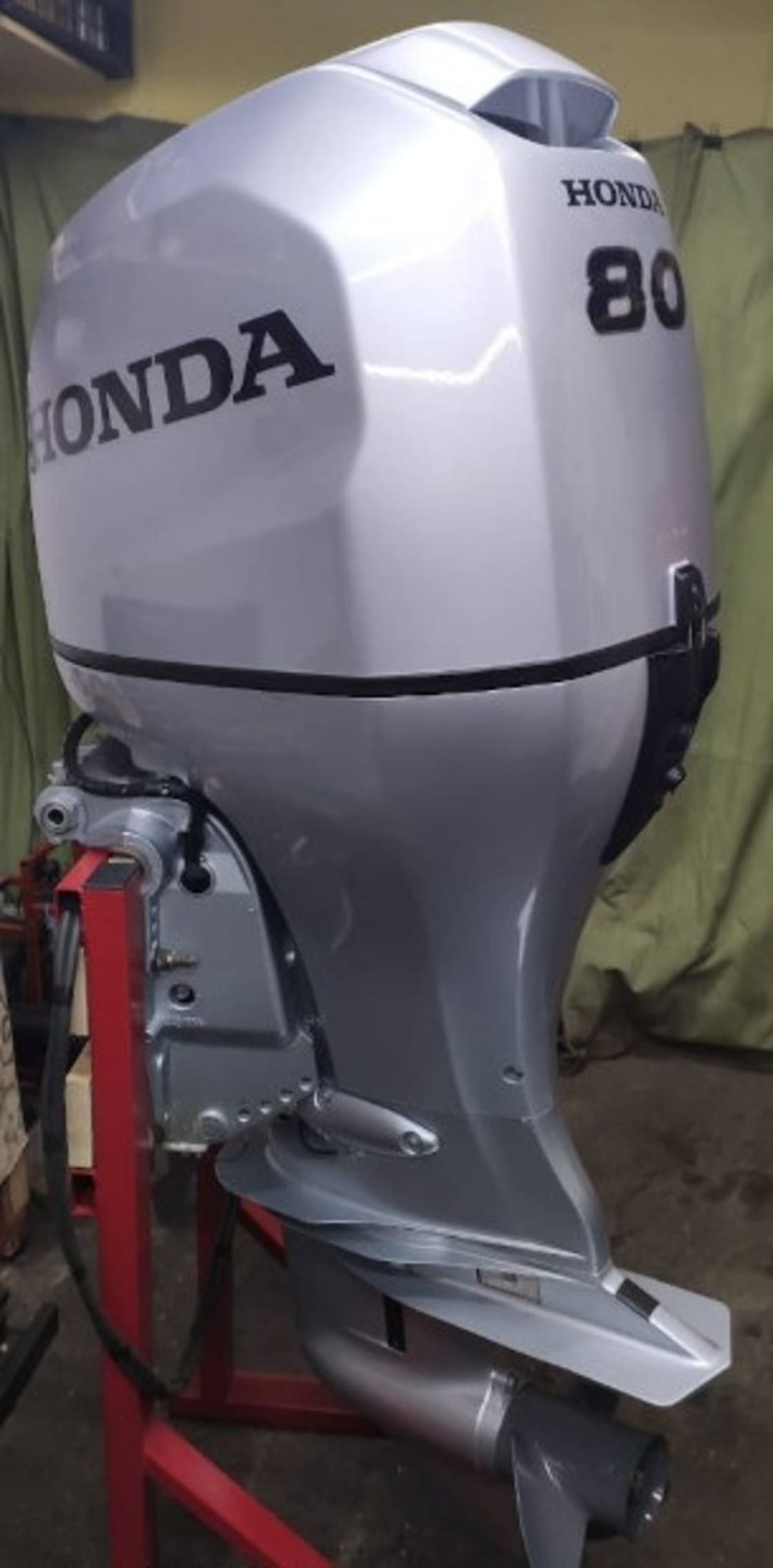Купить 4х-тактный лодочный мотор HONDA BF80 LRTU в Краснодаре фото2