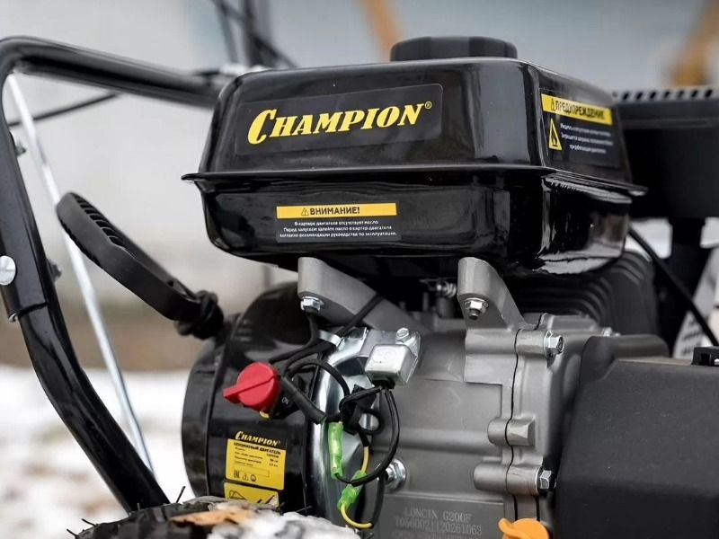 Купить Снегоуборщик CHAMPION ST661 Б/У в Москве фото4