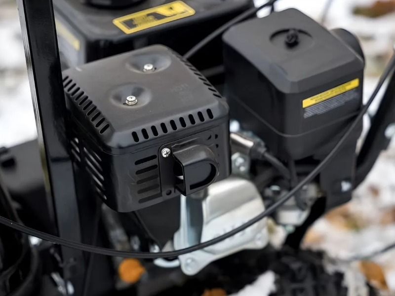 Купить Снегоуборщик CHAMPION ST661 Б/У в Москве фото3