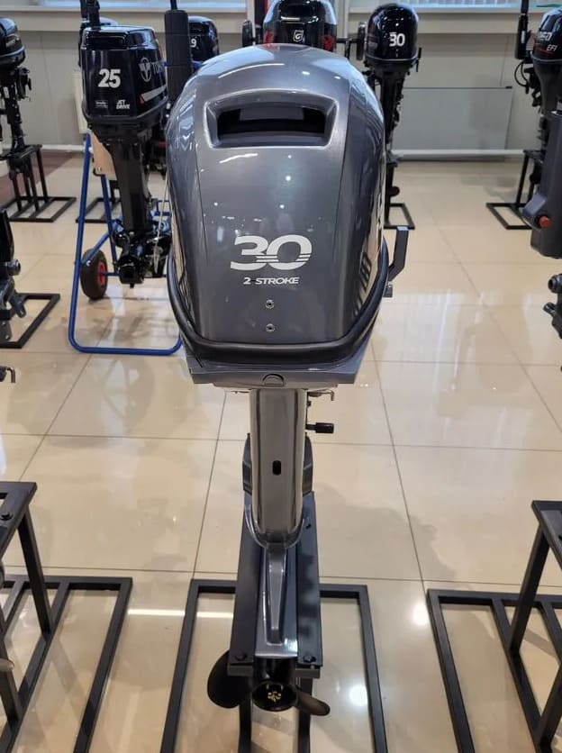 Купить 2х-тактный лодочный мотор HND OB30 HS Б/У в Москве фото3