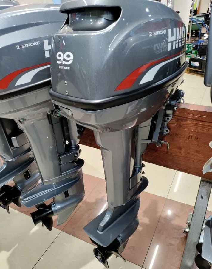 Купить 2х-тактный лодочный мотор HND OB9.9 HS Б/У в Москве