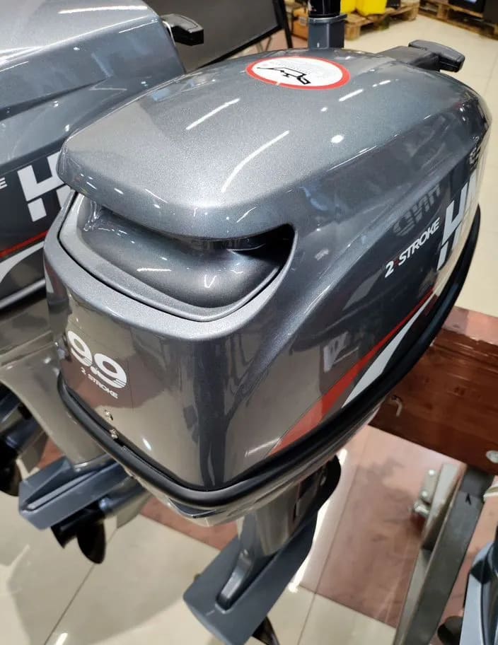 Купить 2х-тактный лодочный мотор HND OB9.9 HS Б/У в Москве фото3