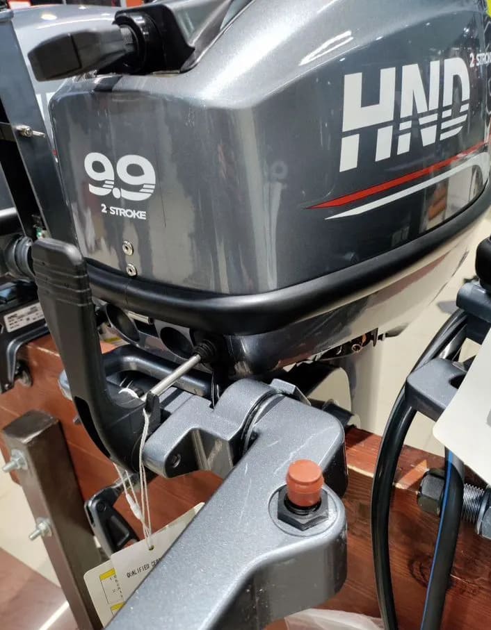 Купить 2х-тактный лодочный мотор HND OB9.9 HS Б/У в Москве фото4