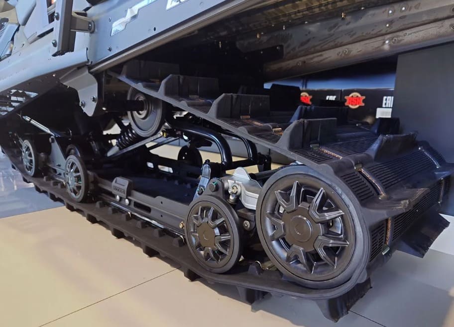 Купить Снегоход АОДЕС Siberiacross 1000 WT в Москве фото5