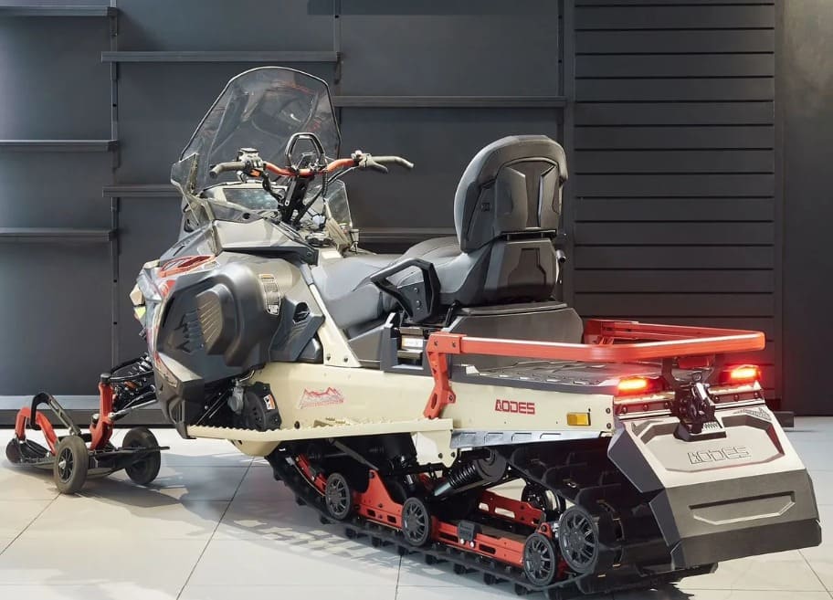 Купить Снегоход АОДЕС Snowcross 1000 WT в Москве фото2