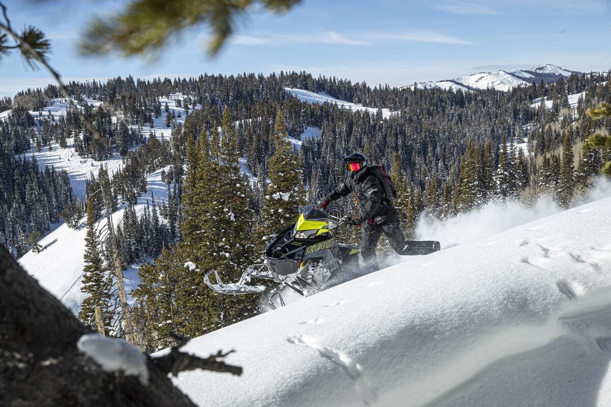 Купить Снегоход POLARIS 850 RMK Khaos Slash 155 в Красноярске фото8