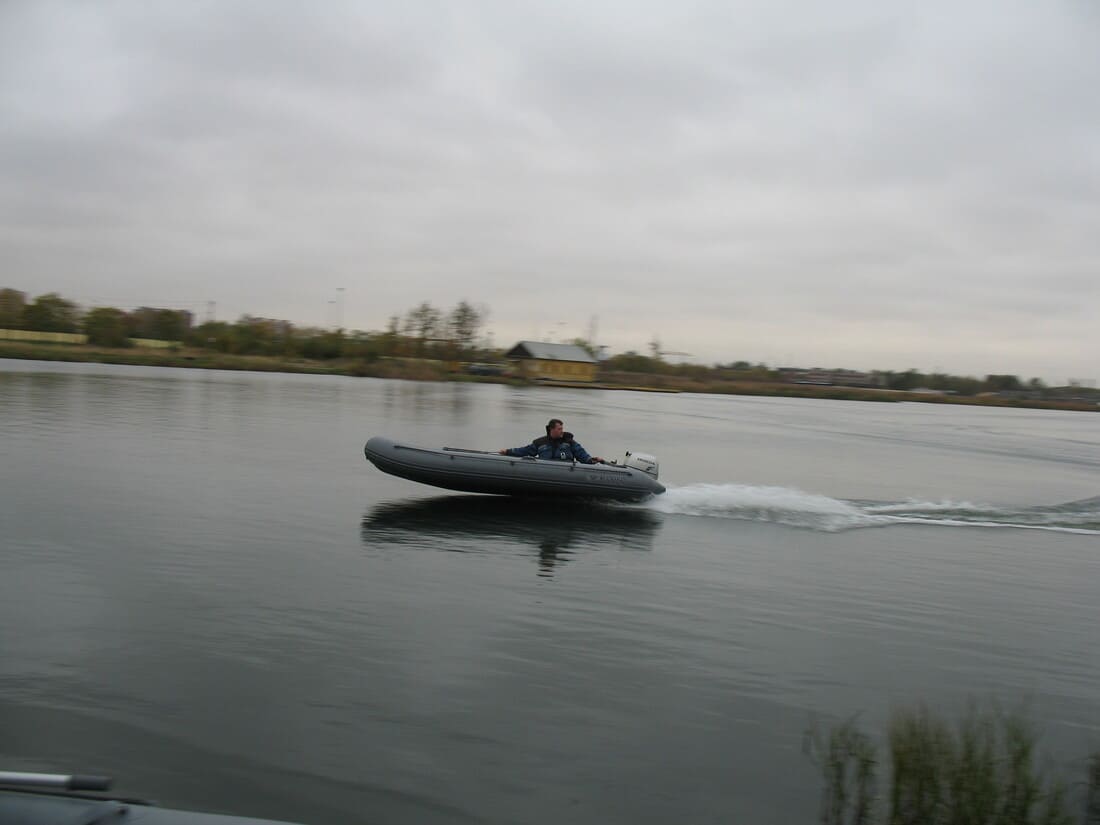 Купить Лодка ПВХ ФЛАГМАН 420 IGLA в Москве фото9