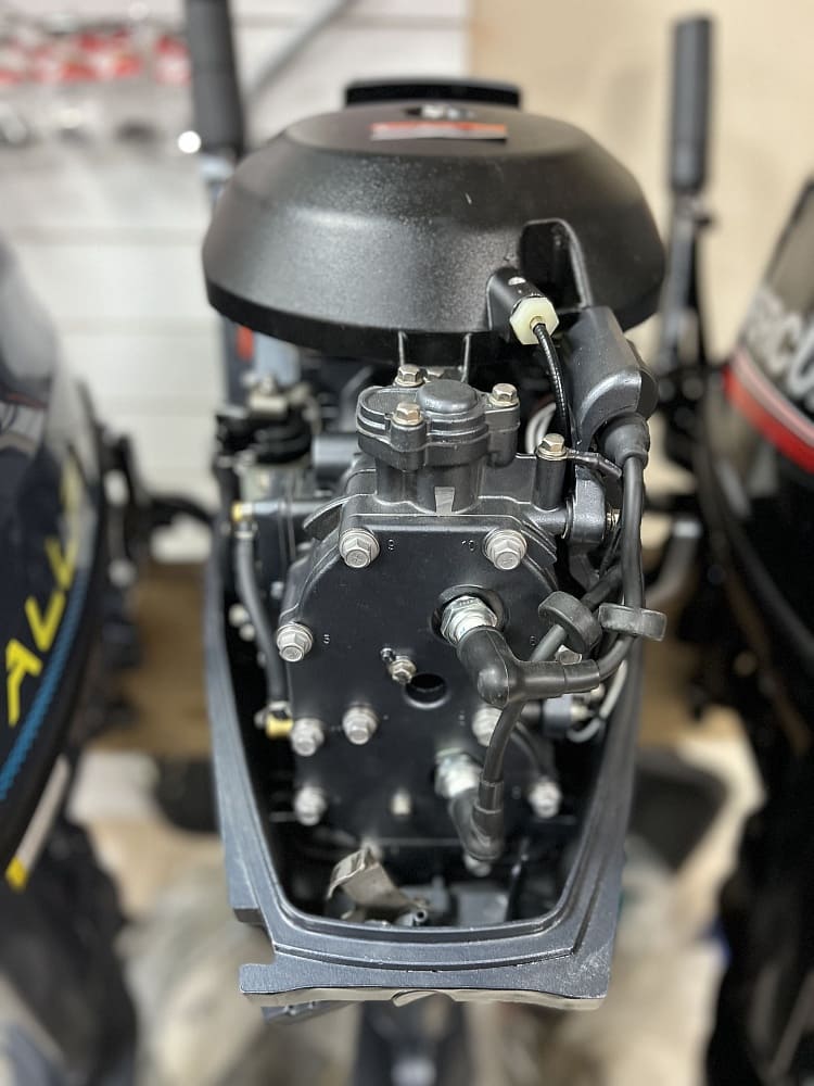 Купить 2х-тактный лодочный мотор BREEZE T30S в Москве фото5