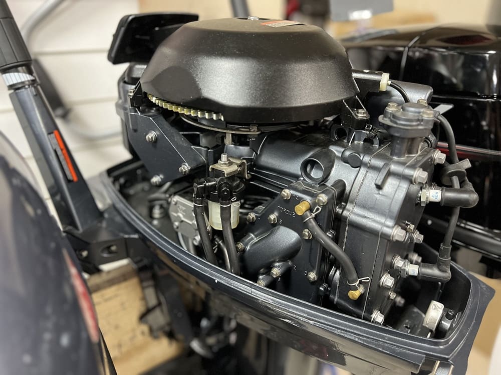 Купить 2х-тактный лодочный мотор BREEZE T30S в Москве фото7