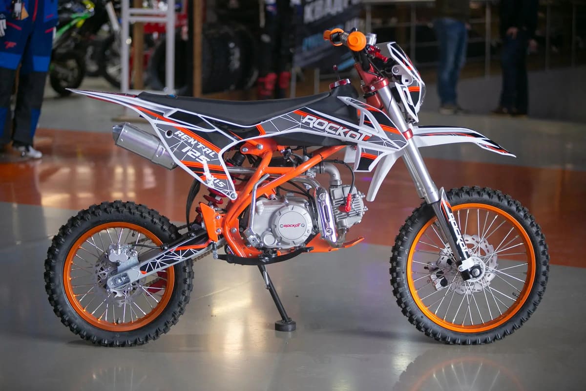 Купить Мотоцикл ROCKOT Rental 125 Axis PITBIKE в Москве фото2
