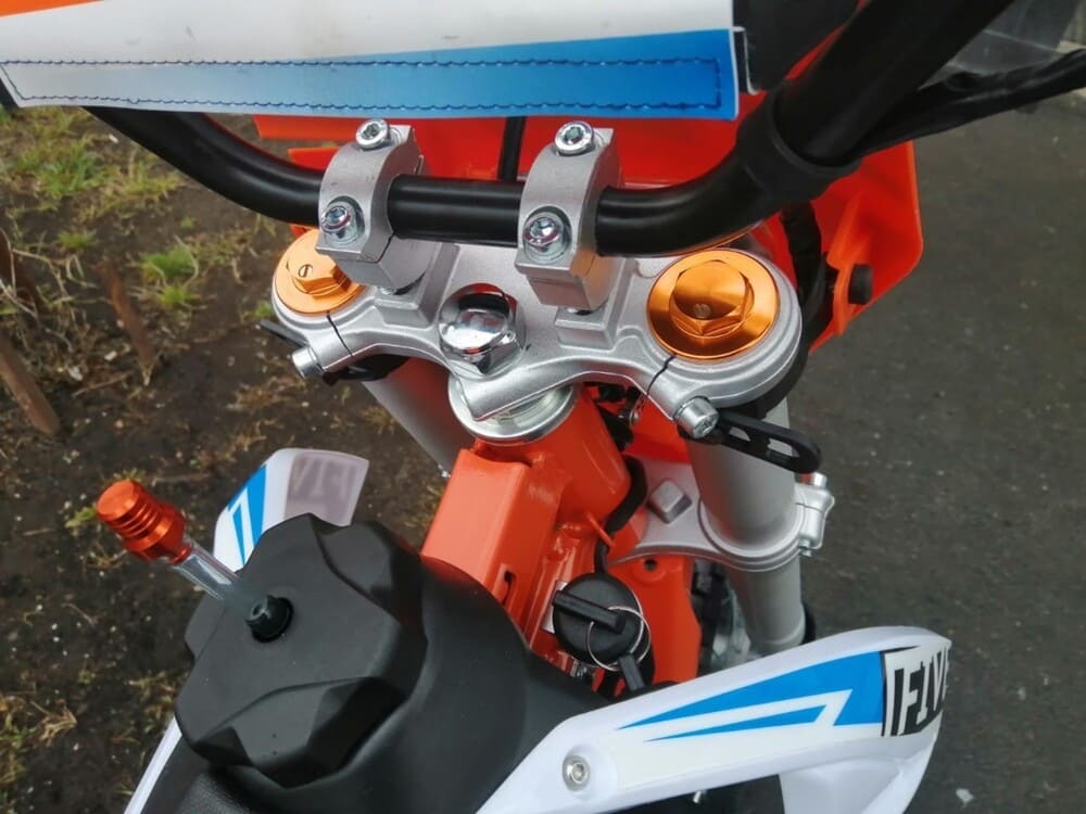 Купить Мотоцикл REGULMOTO Five YX125EM PITBIKE (механическая КПП) в Москве фото21