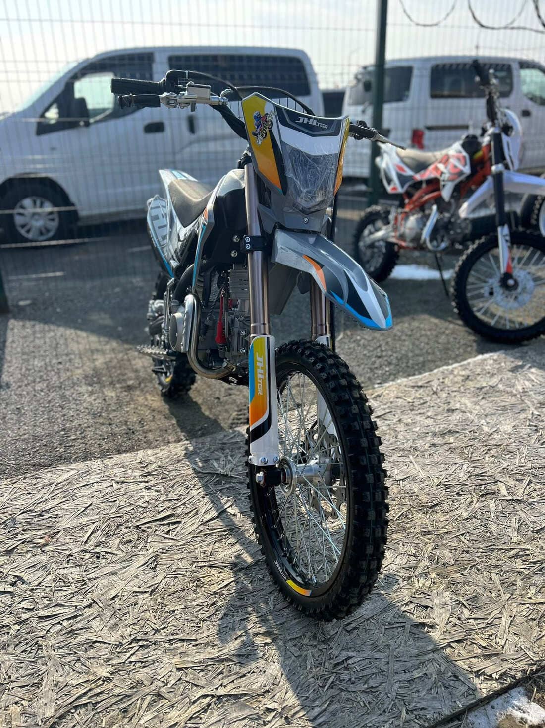 Купить Мотоцикл JHL LK24 YX140EM 19/16 PITBIKE в Москве фото4