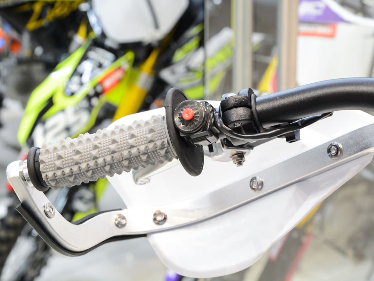 Купить Мотоцикл кроссовый эндуро ZUUMAV FX K8 (CBS-300) Black 21/18 в Москве фото11