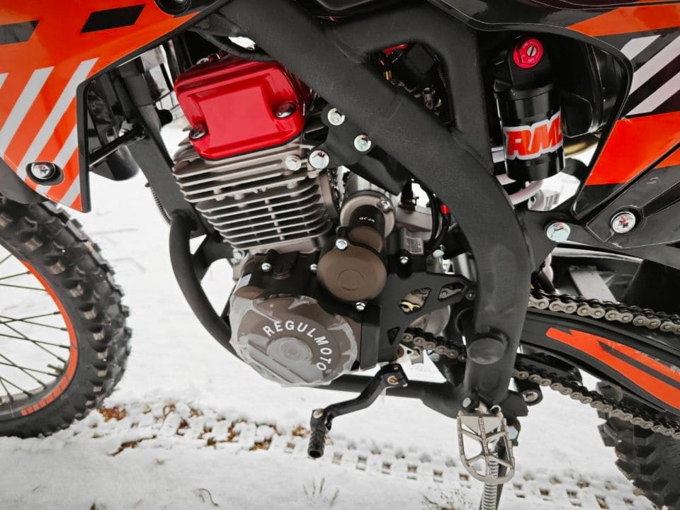 Купить Мотоцикл кроссовый эндуро REGULMOTO ZR 300 PR в Москве фото24