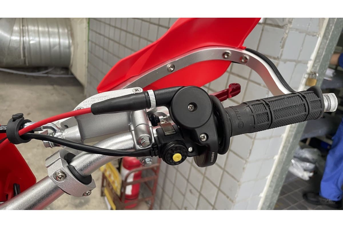 Купить Мотоцикл JHL Z1 CB300F (ZS175FMM) ENDURO в Москве фото13