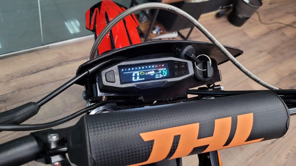 Купить Мотоцикл JHL Z4i PR250 (172FMM-5S) EFI ENDURO в Москве фото14