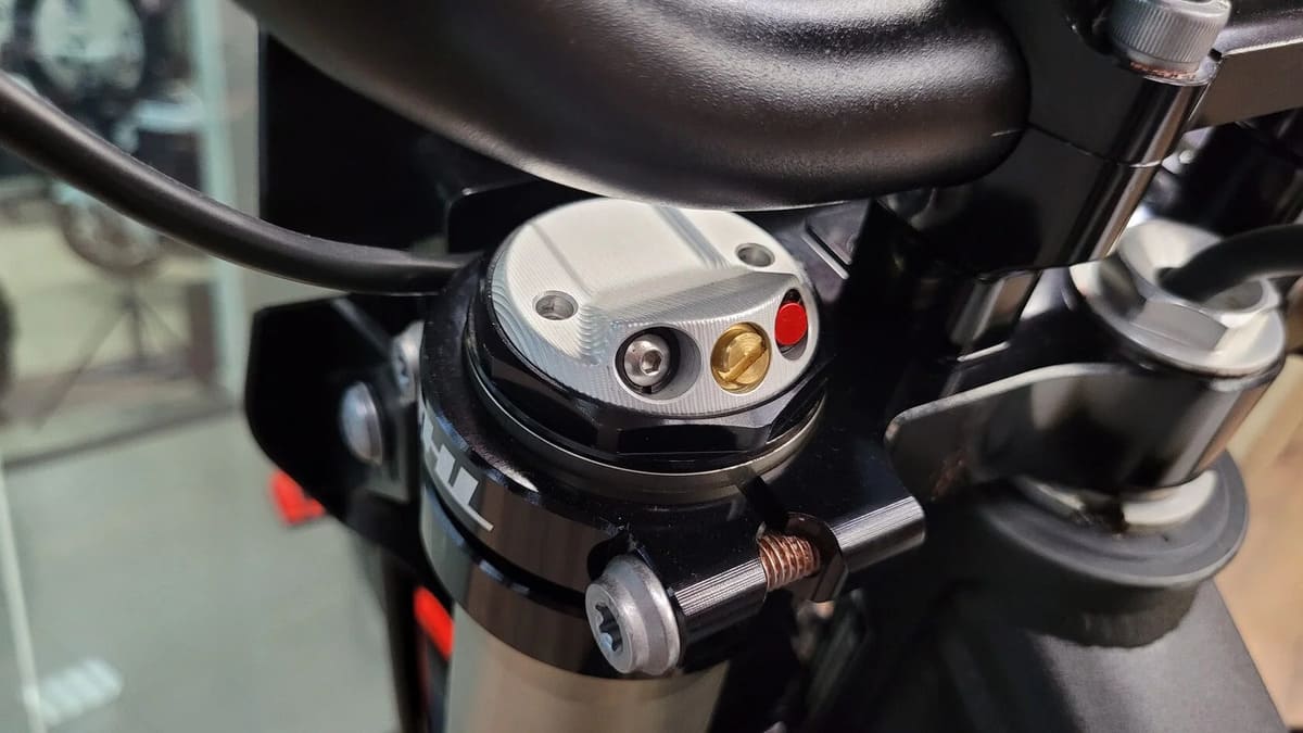 Купить Мотоцикл JHL Z4i PR250 (172FMM-5S) EFI ENDURO в Москве фото15