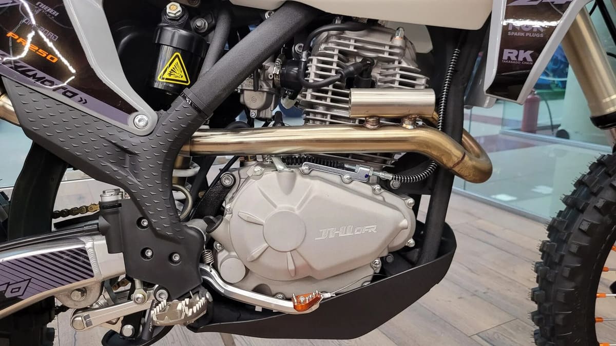 Купить Мотоцикл кроссовый эндуро JHL Z4 PR250 (172FMM-5) в Москве фото4