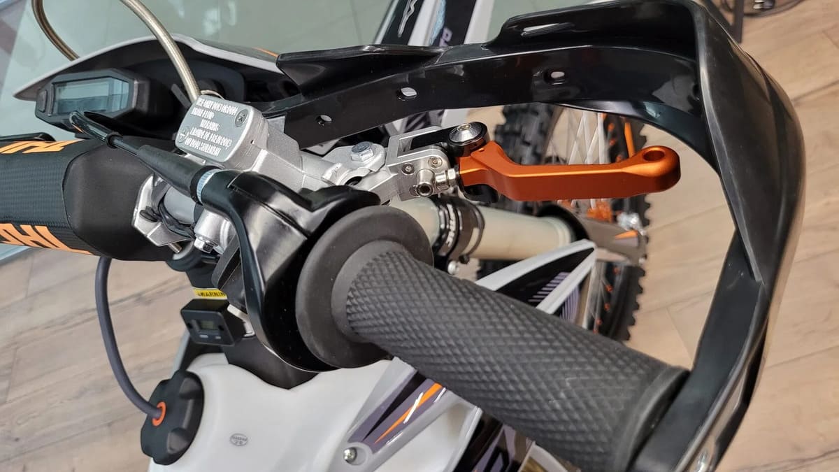 Купить Мотоцикл кроссовый эндуро JHL Z4 PR250 (172FMM-5) в Москве фото16