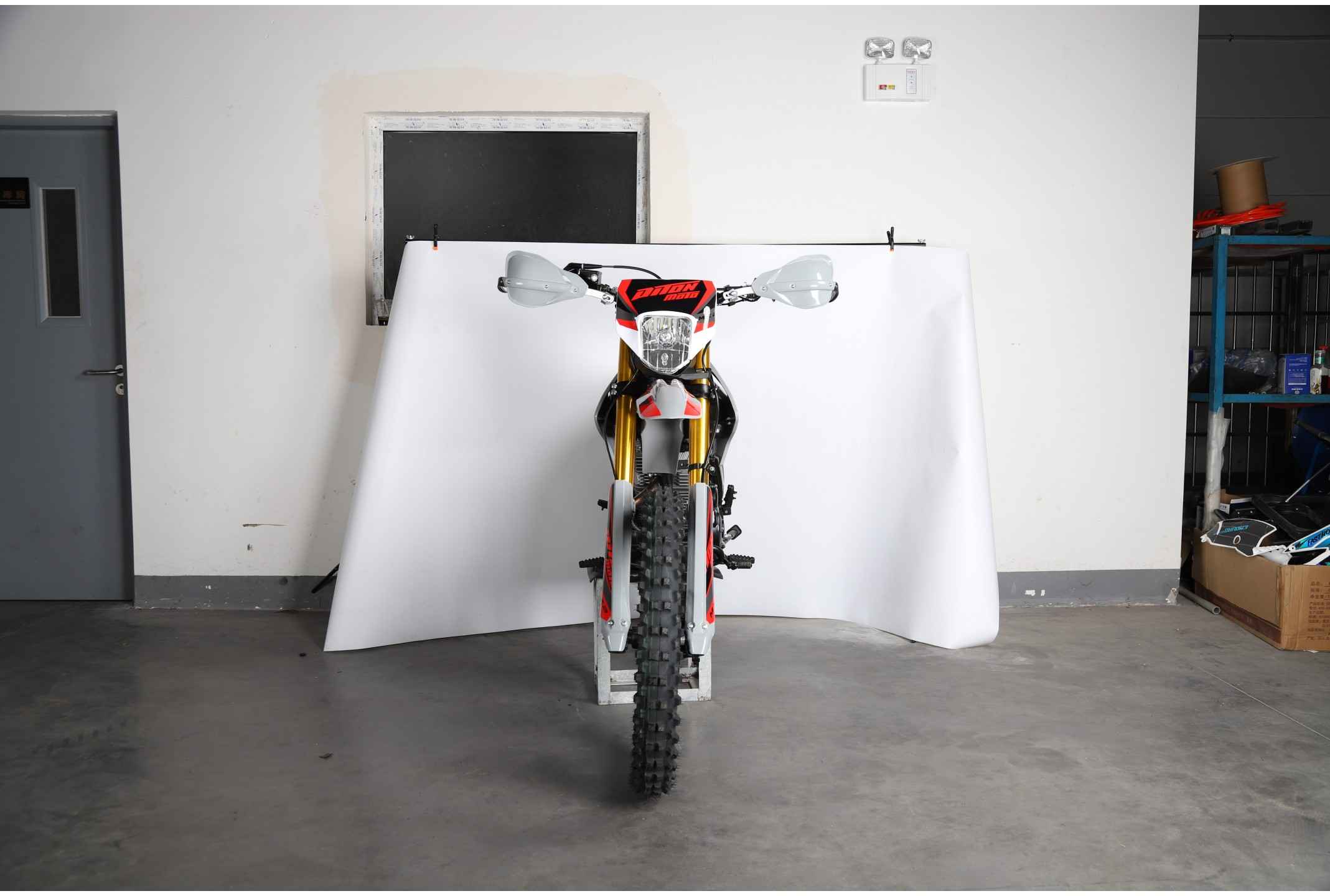 Купить Мотоцикл PITONMOTO MX2 PR300 Pro 21/18 ENDURO в Москве фото3