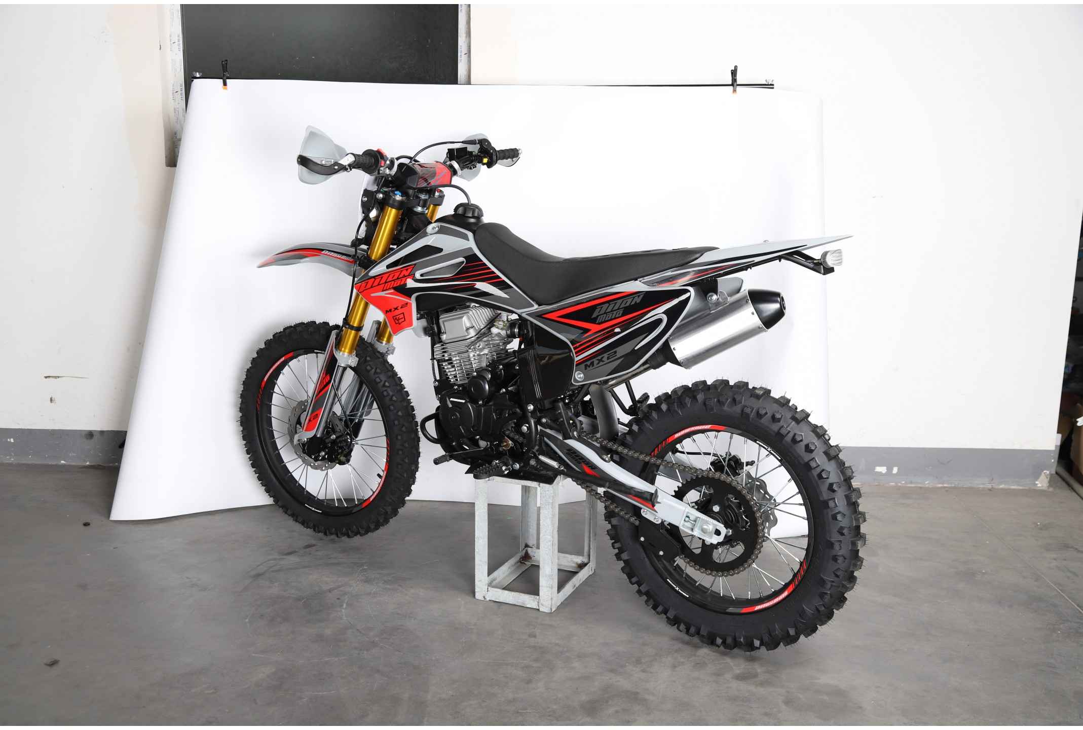 Купить Мотоцикл PITONMOTO MX2 PR300 Pro 21/18 ENDURO в Москве фото5