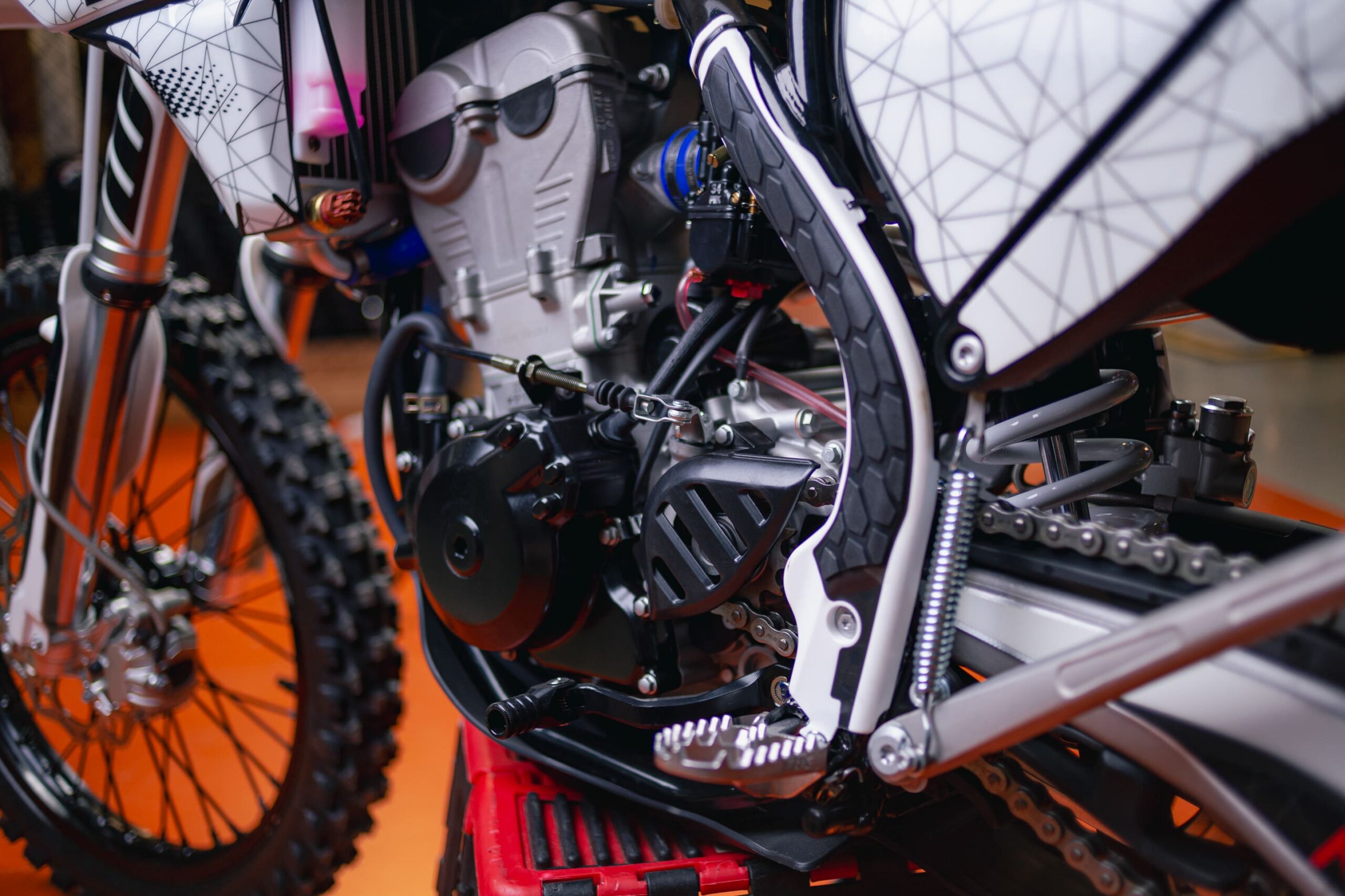 Купить Мотоцикл кроссовый эндуро KEWS K16 NC 300 (182 MN) в Москве фото5