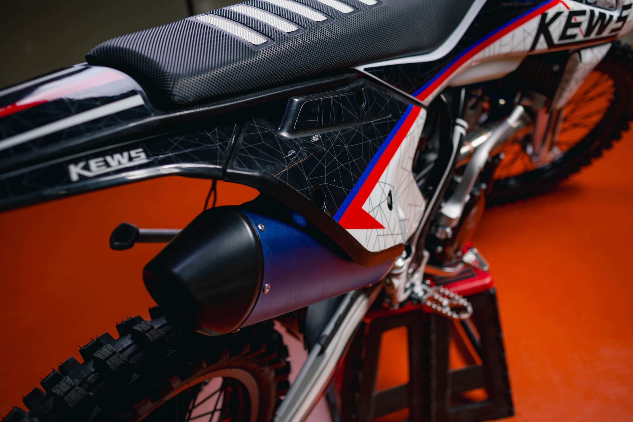 Купить Мотоцикл кроссовый эндуро KEWS K16 NC 300 (182 MN) в Москве фото11