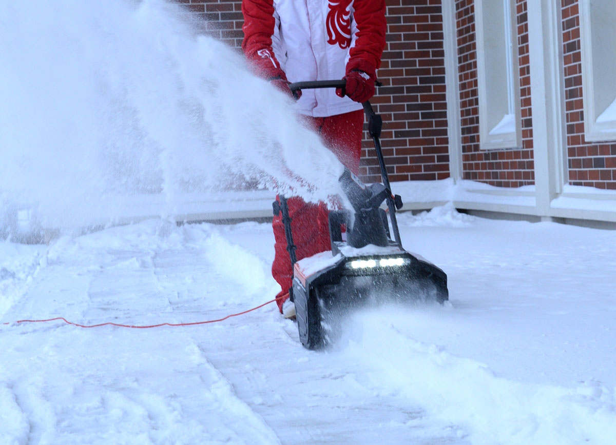 Купить Снегоуборщик DAEWOO DAST 2500E в Москве фото5