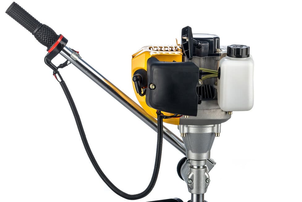 Купить 2х-тактный лодочный мотор MAGNUM PRO SM3.8HS (2022) в Москве фото5