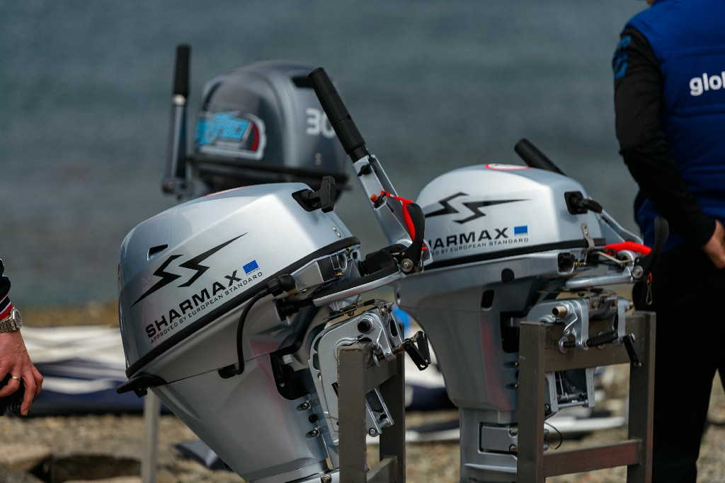 Купить 4х-тактный лодочный мотор SHARMAX SMF15HS (2024) в Москве фото15