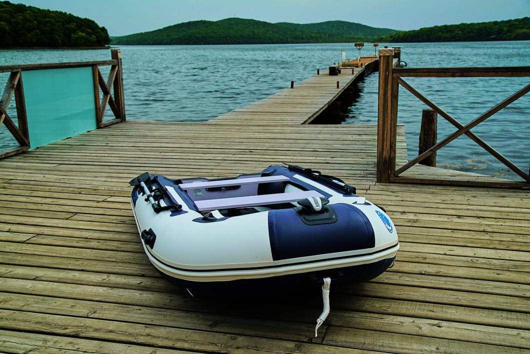 Купить Лодка ПВХ STORMLINE Airdeck Standard 400 (2024) в Москве фото14