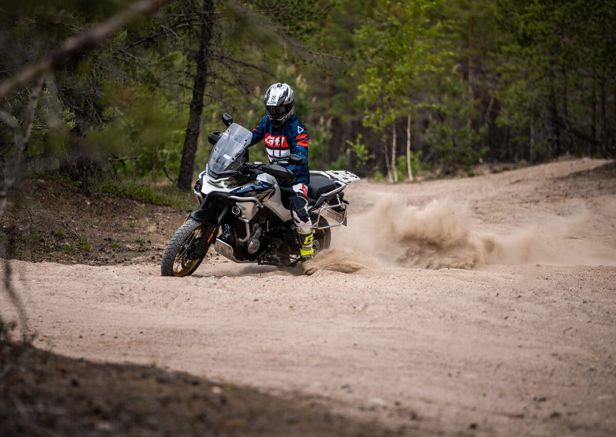 Купить Мотоцикл CFMOTO 800MT Explore (ABS) ТУРЭНДУРО в Москве фото8