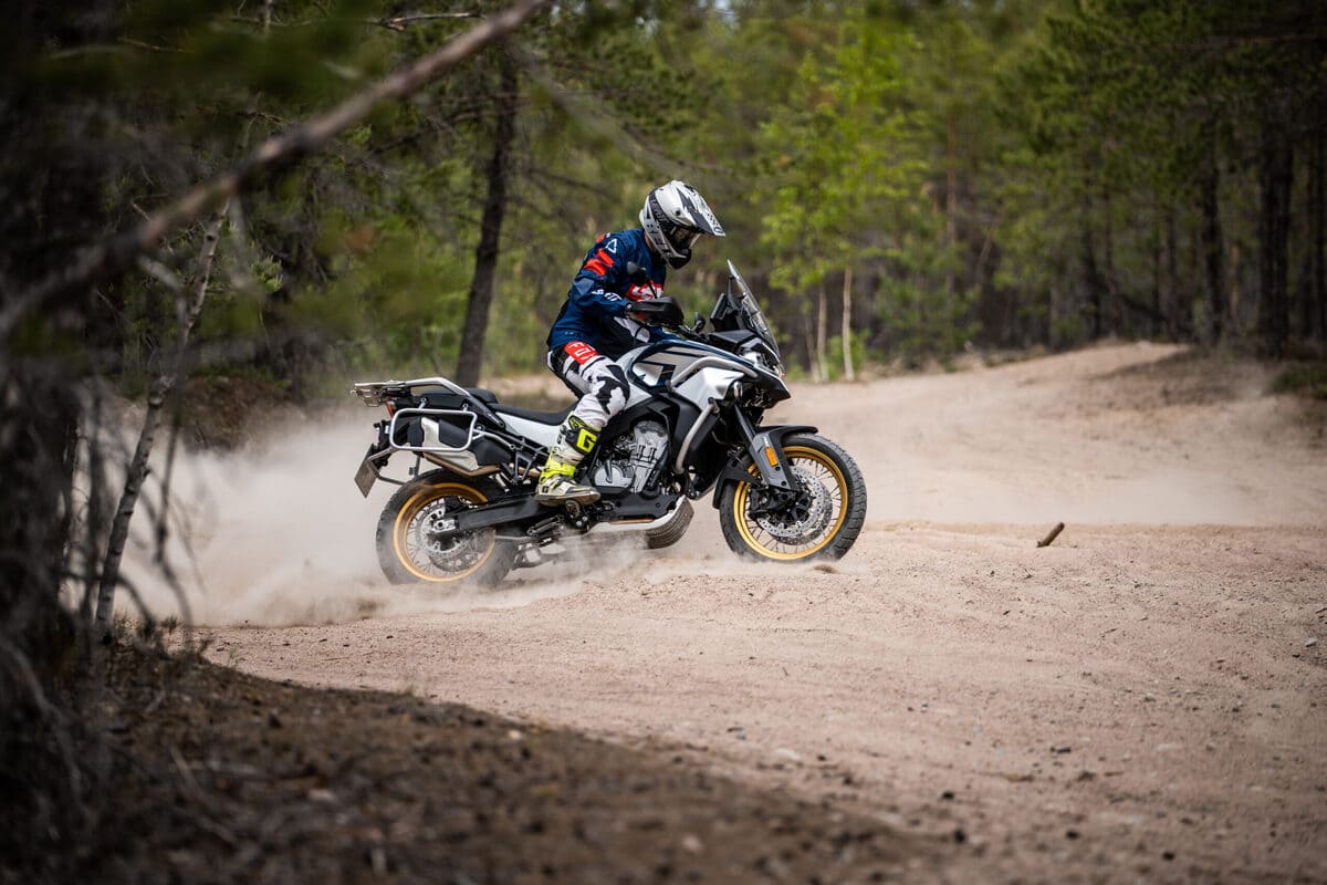 Купить Мотоцикл CFMOTO 800MT Explore (ABS) ТУРЭНДУРО в Москве фото9