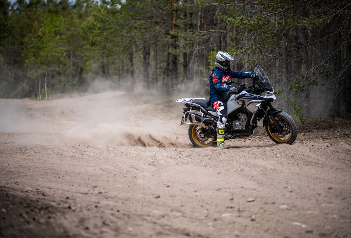 Купить Мотоцикл CFMOTO 800MT Explore (ABS) ТУРЭНДУРО в Москве фото10