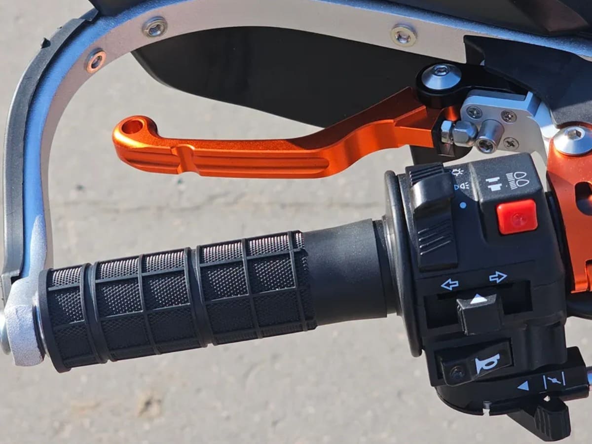 Купить Мотоцикл кроссовый эндуро SYCMCC 300сс в Москве фото6