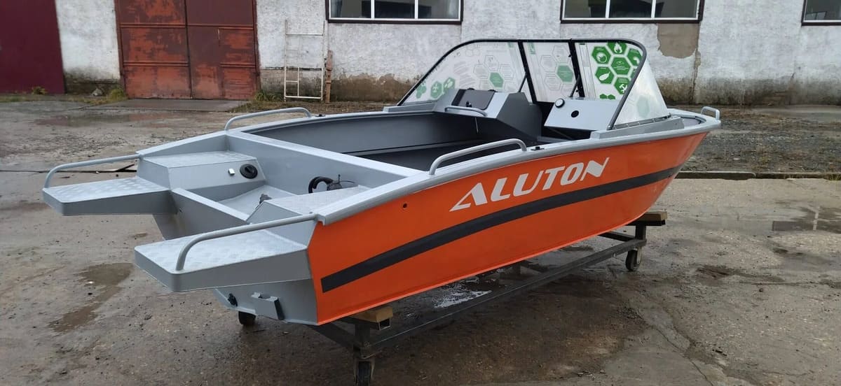 Купить Катер-лодка алюминиевая ALUTON 460DC в Москве фото5